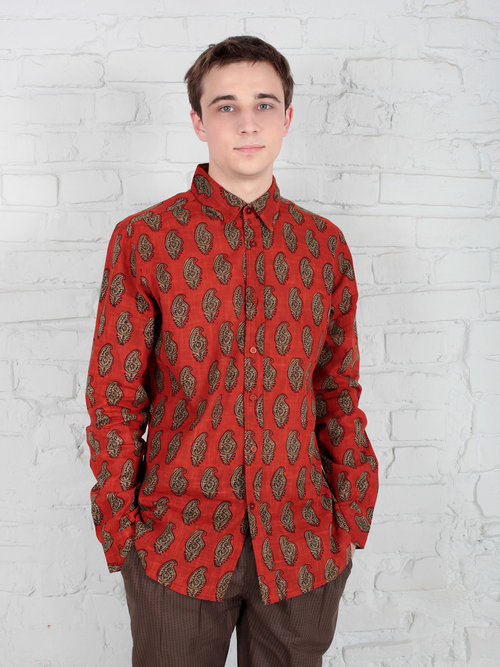 Футболки та сорочки